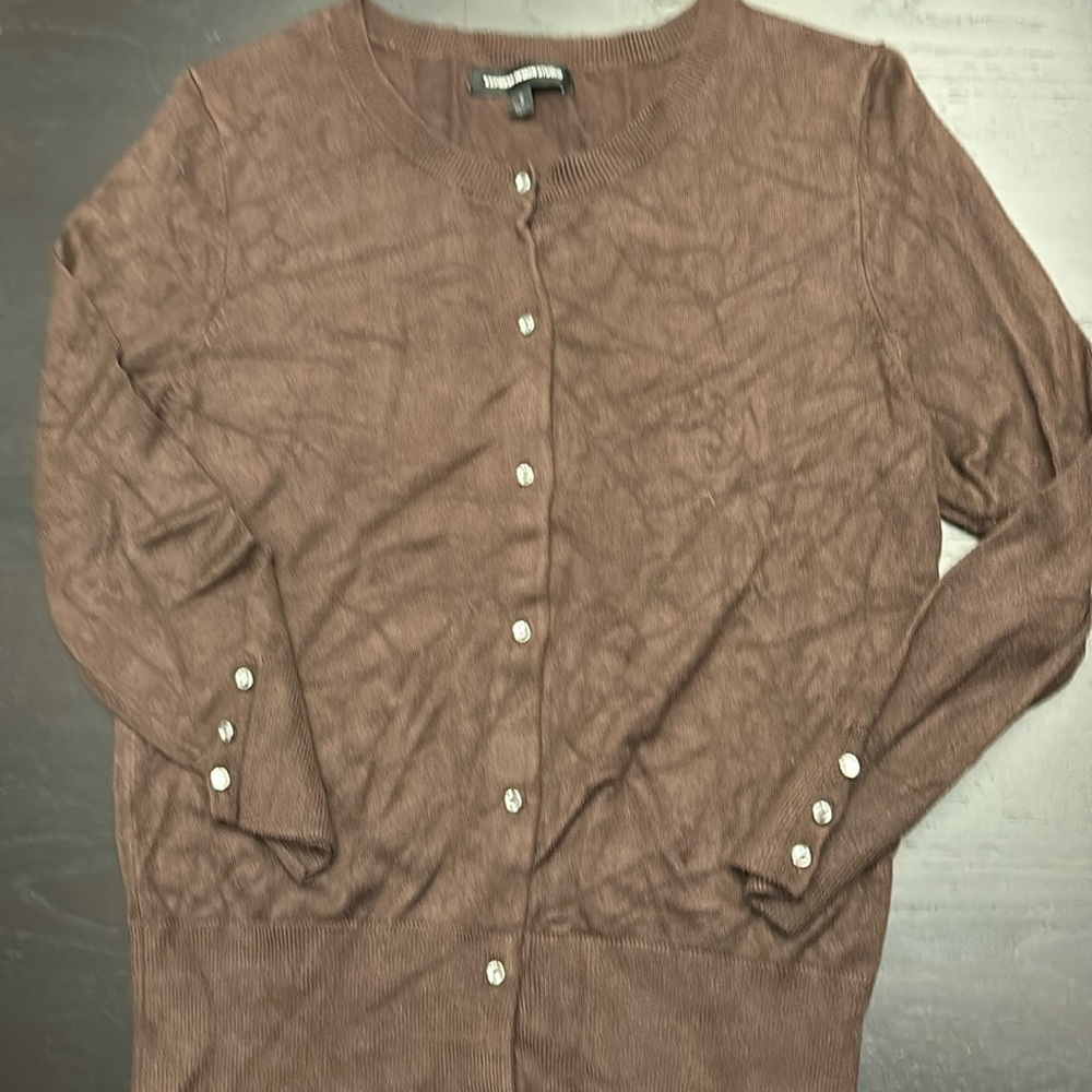 Lightweight women’s sweater